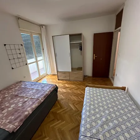 Sunshine Apartment *